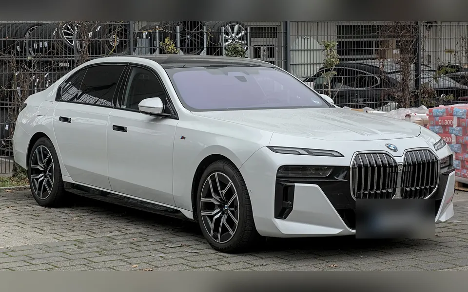 BMW Serie 7 (G70), fotografía real de esta generación