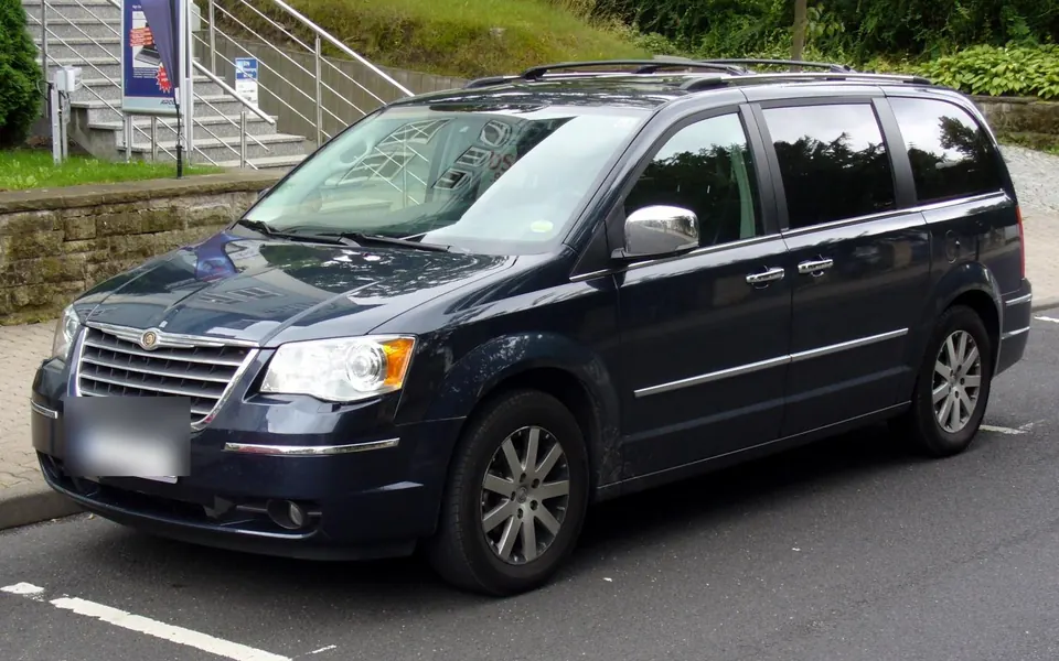 Chrysler Grand Voyager (RT), fotografía real de esta generación