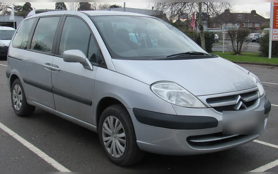 Citroën C8, fotografía real de esta generación