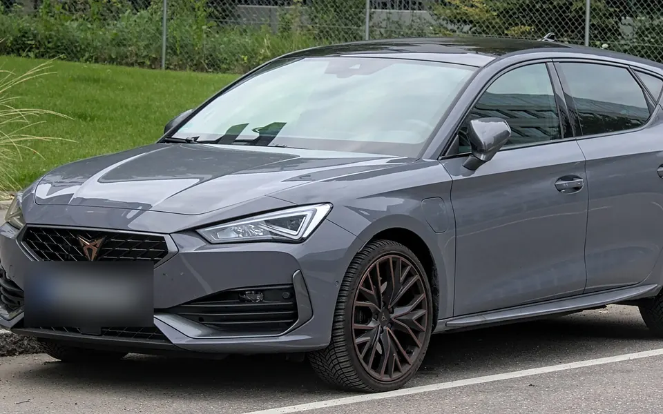 Cupra León (KL), fotografía real de esta generación