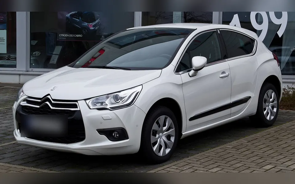 DS DS 4 / DS 5, real photo of this generation