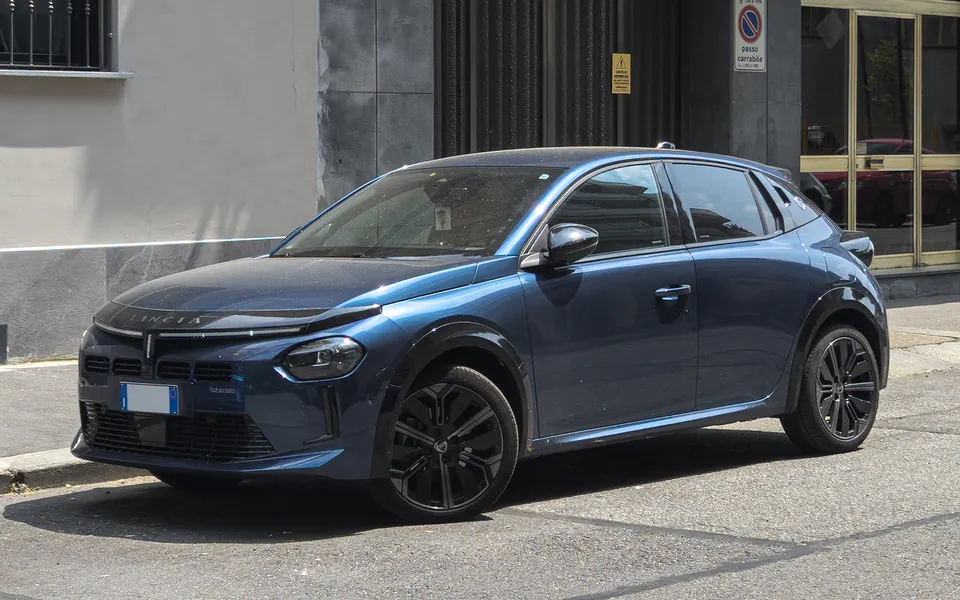 Lancia Ypsilon (2024), fotografie reală a acestei generații