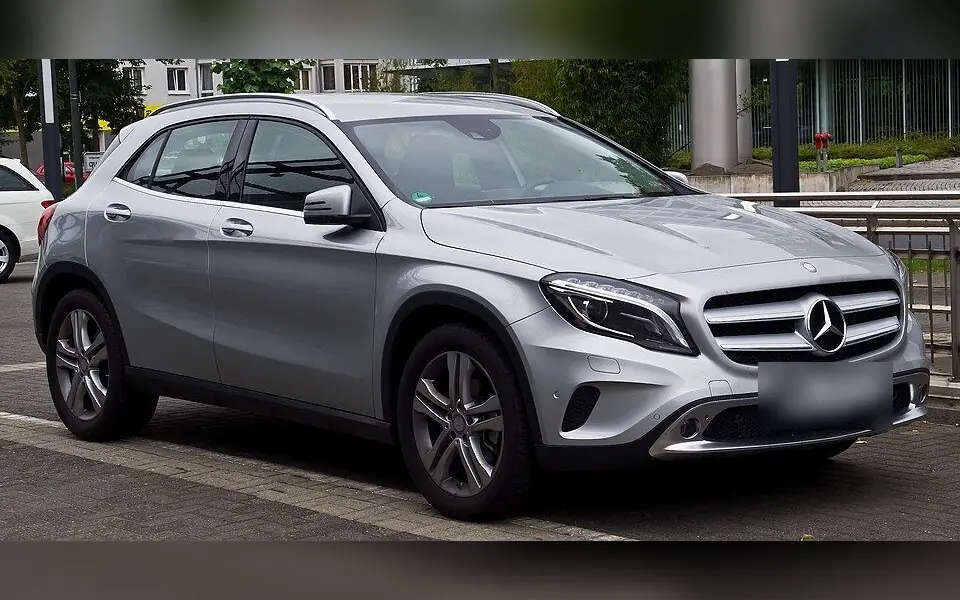 Mercedes-Benz CLA (C117) / GLA (X156), fotografía real de esta generación
