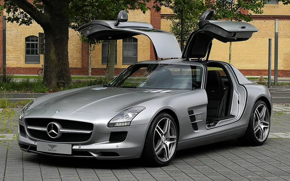 Mercedes-Benz SLS AMG, fotografie reală a acestei generații