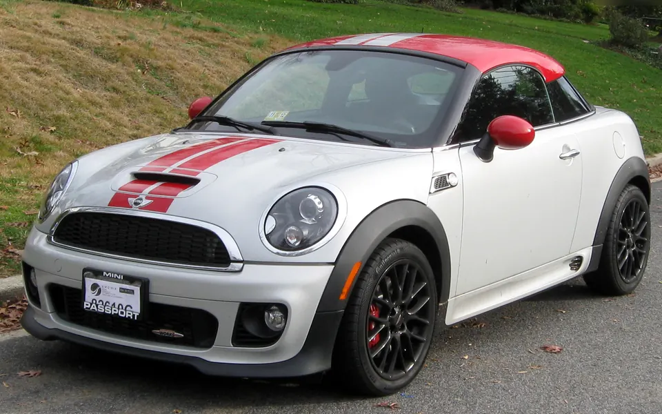 MINI MINI Coupé / Roadster (R58/R59), fotografía real de esta generación