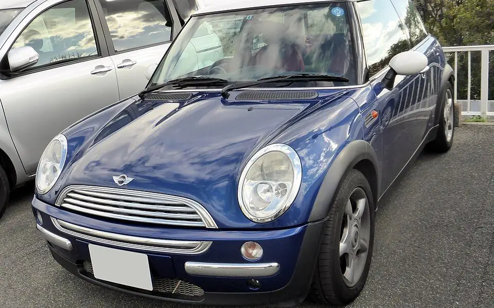 MINI MINI (R50/R52/R53), fotografía real de esta generación