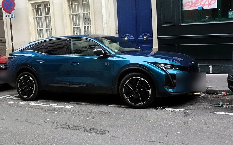 Peugeot 408, fotografía real de esta generación