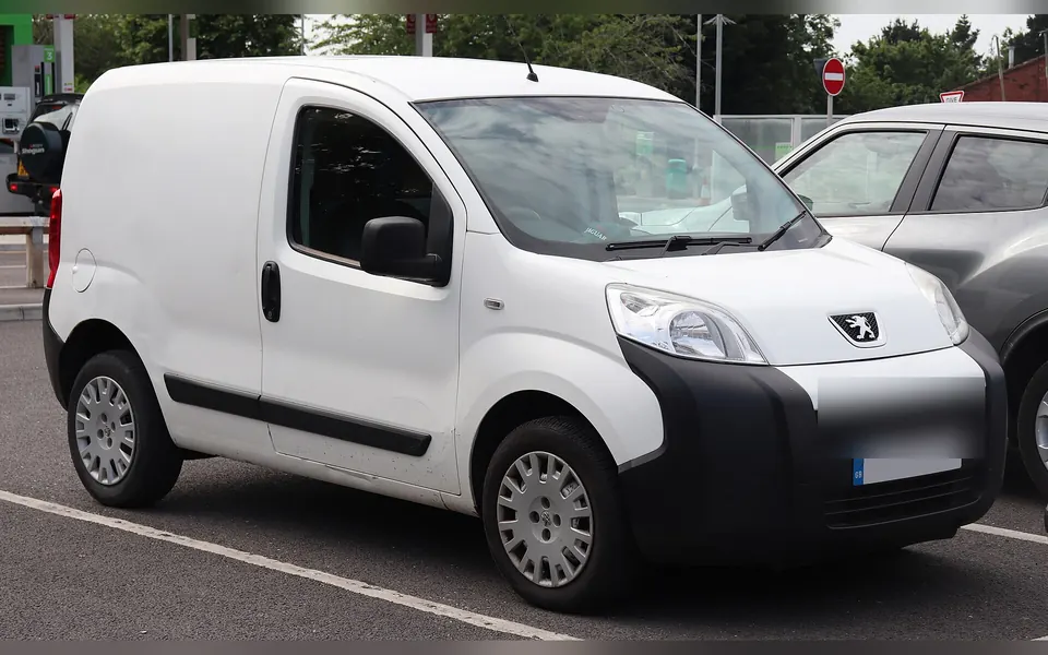 Peugeot Bipper, fotografie reală a acestei generații