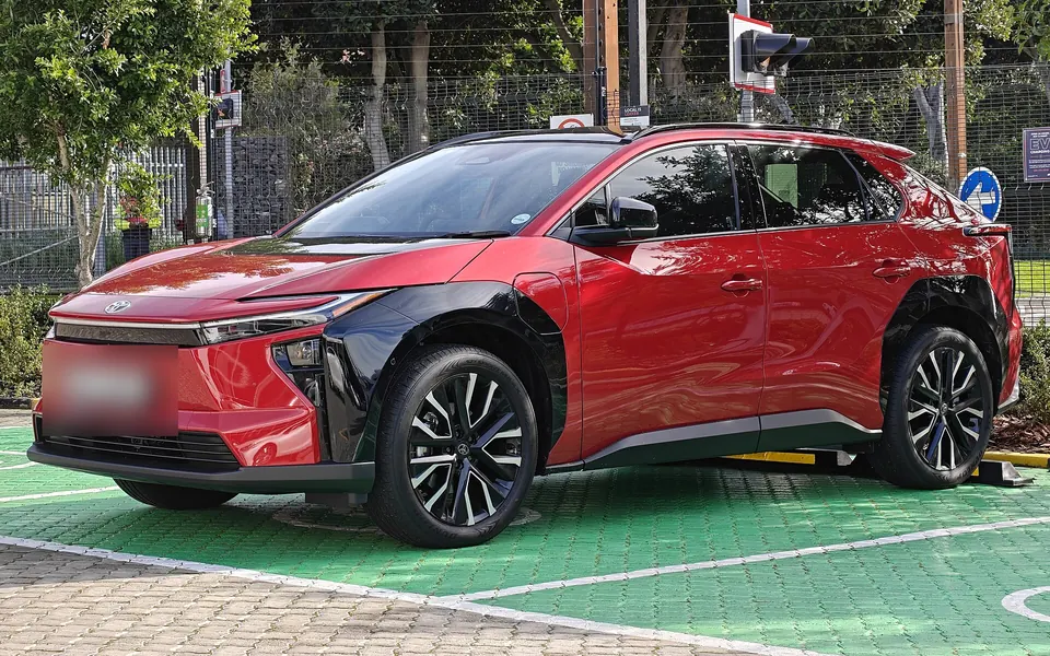 Toyota bZ4X, fotografía real de esta generación