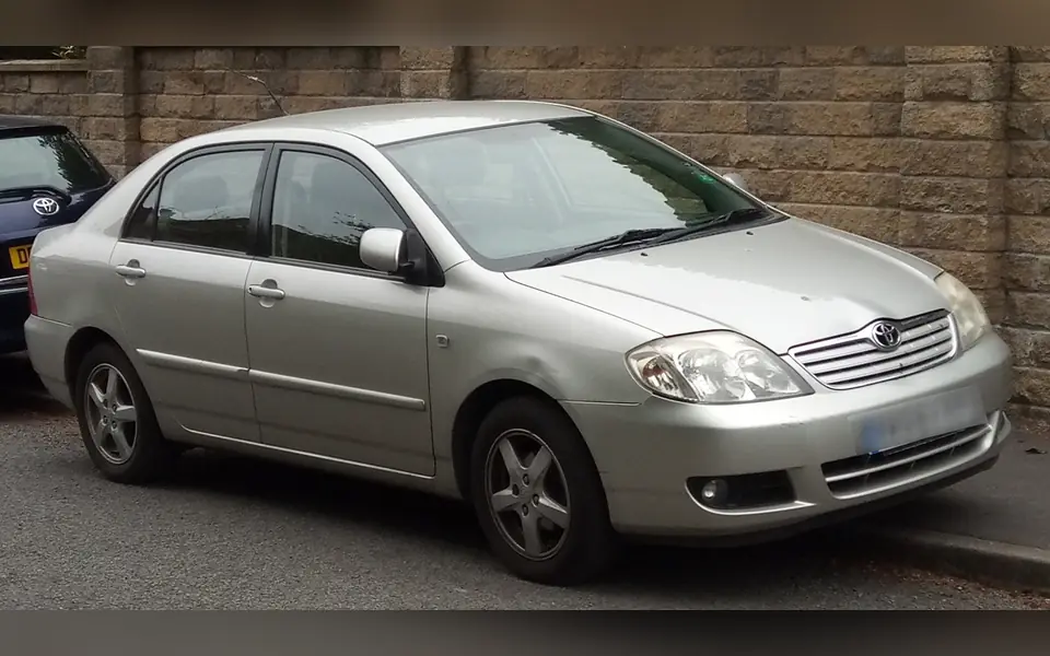 Toyota Corolla (IX), fotografía real de esta generación