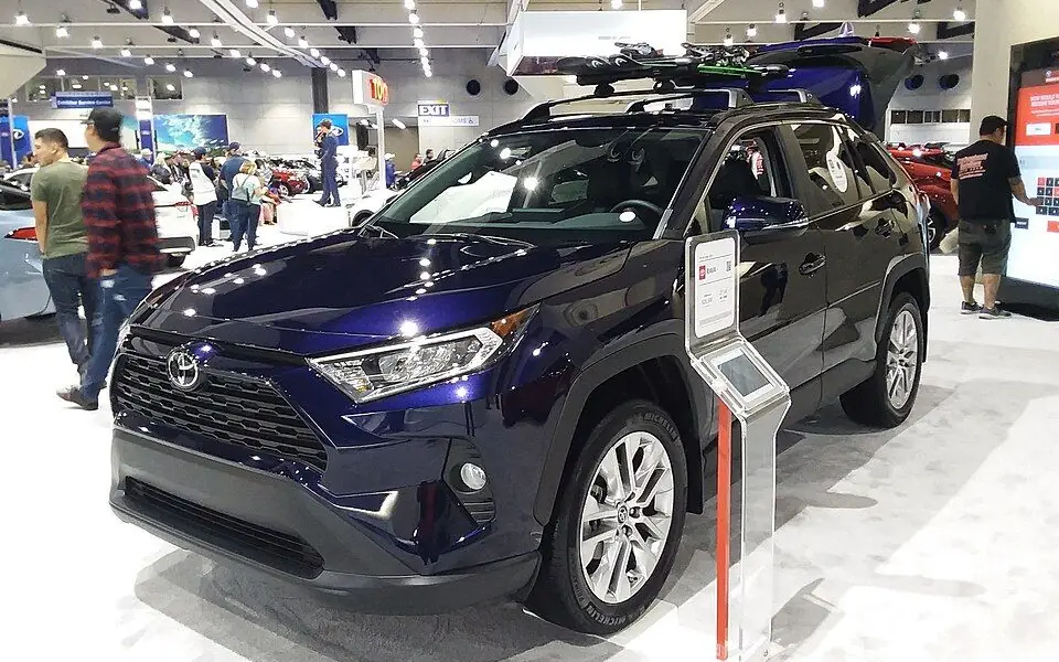 Toyota RAV4 (V), fotografía real de esta generación