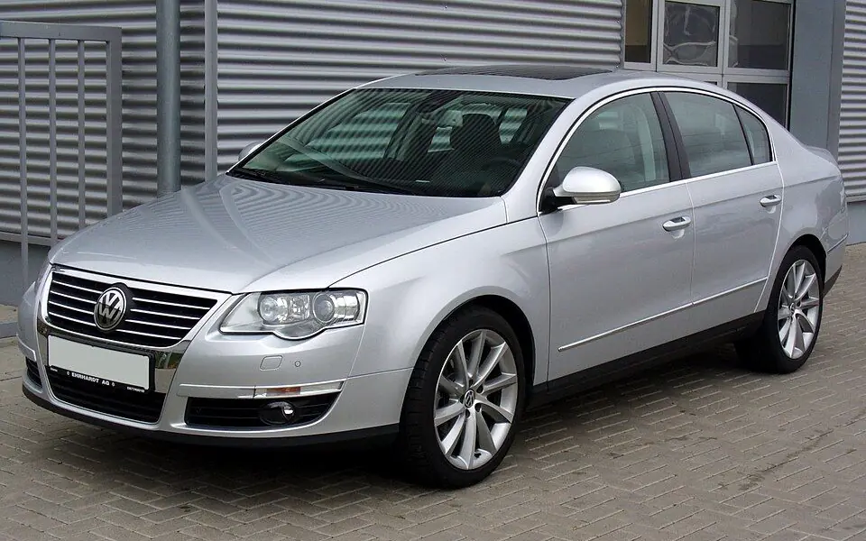 Volkswagen Passat B6, fotografía real de esta generación