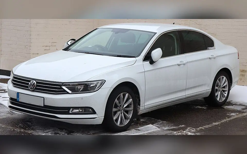 Volkswagen Passat B8, fotografía real de esta generación